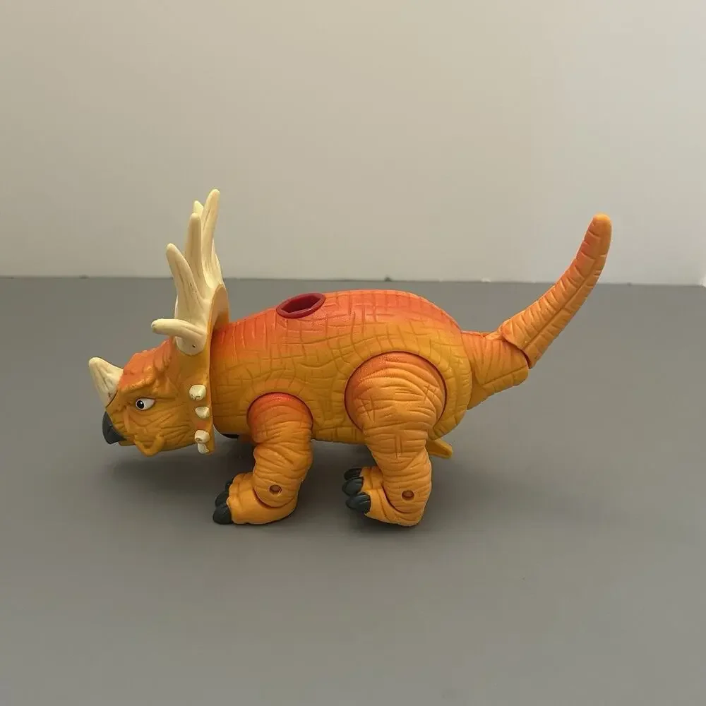 Imaginext Styracosaurus and Triceraptors Dinosaur Action Figure Head & Legs Move